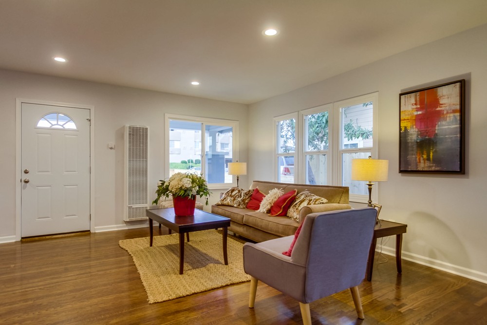 Virtual tour photo 21 of 50 for 3049 E St