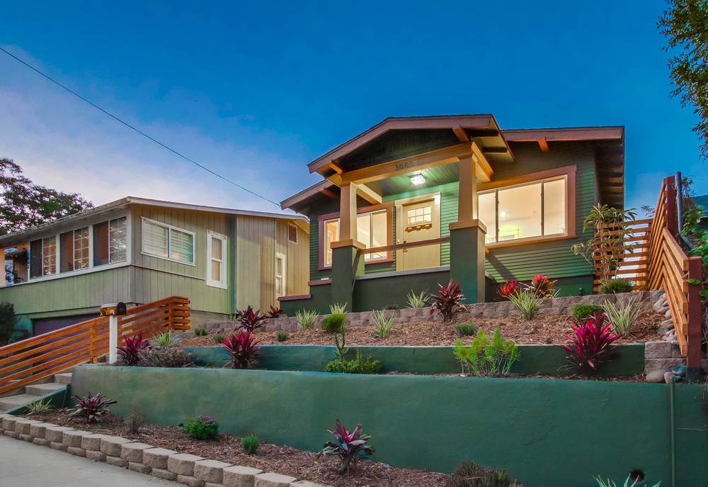 Virtual tour photo 1 of 64 for 3050 Elm St