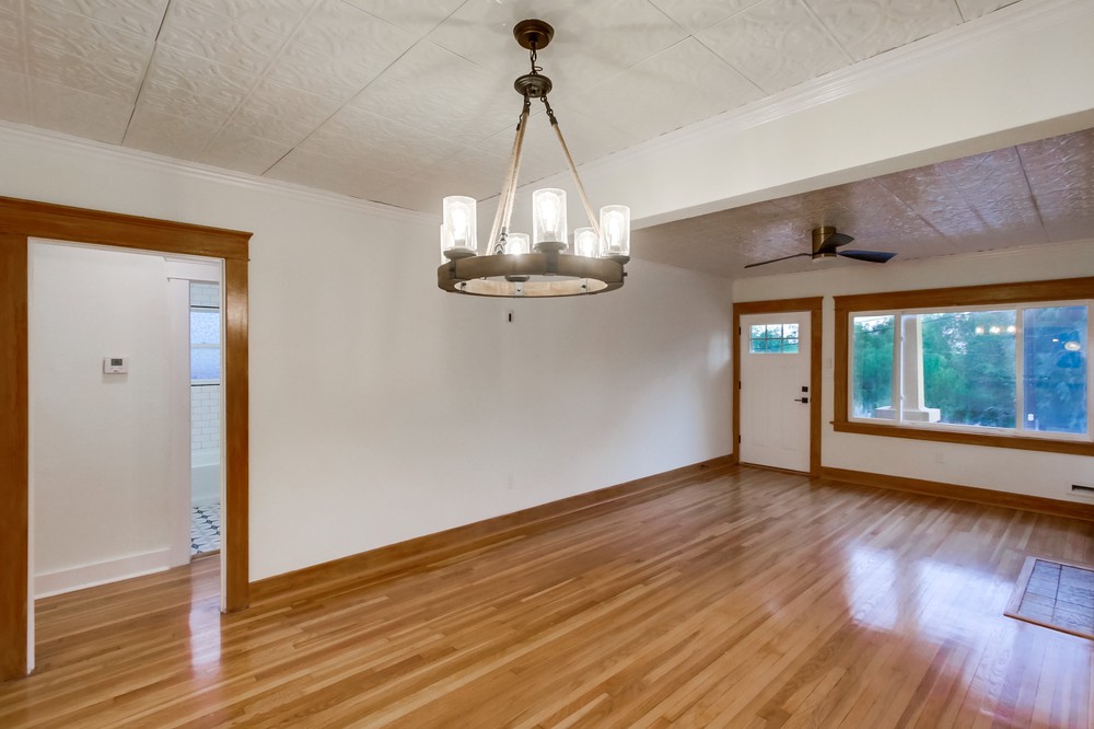 Virtual tour photo 15 of 64 for 3050 Elm St