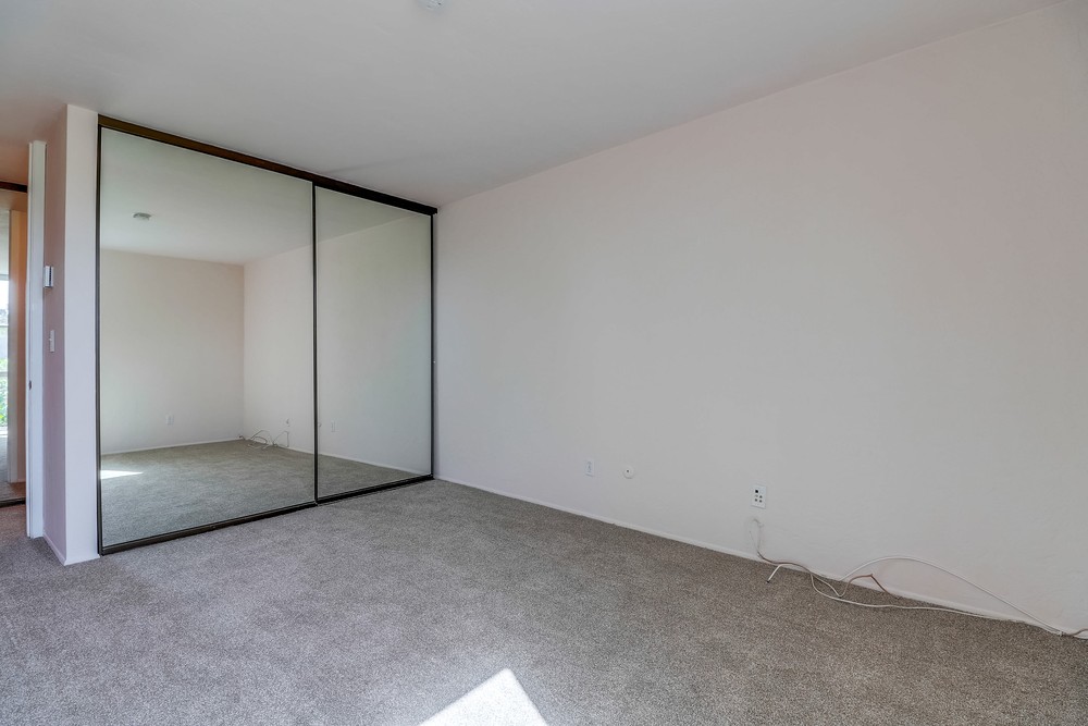 Virtual tour photo 17 of 29 for 3050 Rue D’Orleans