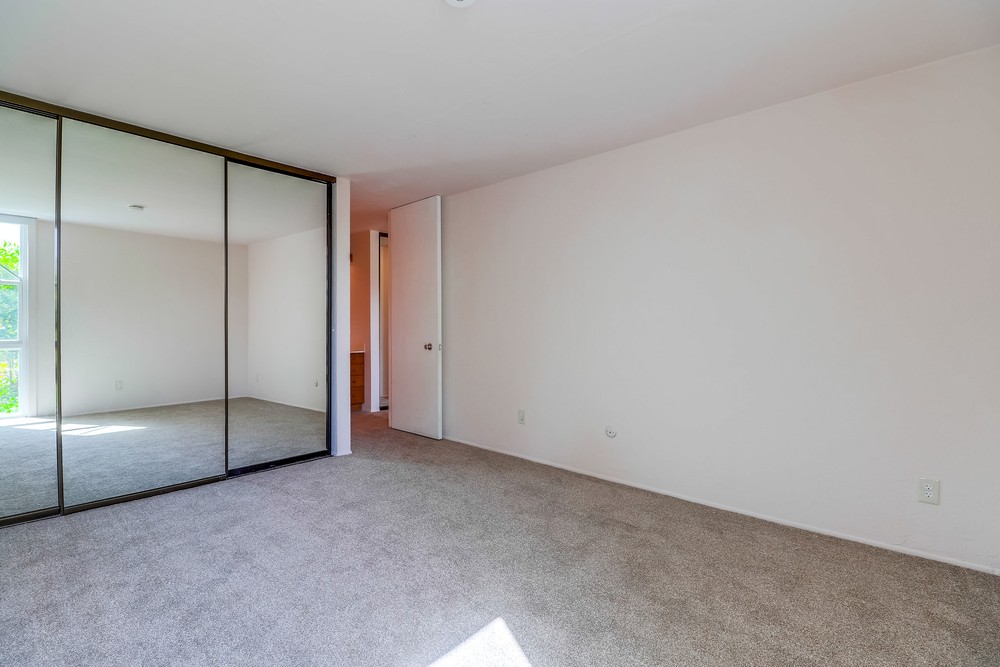 Virtual tour photo 20 of 29 for 3050 Rue D’Orleans