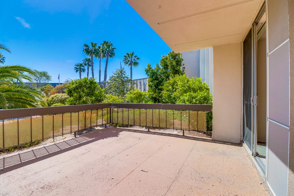 Virtual tour photo 28 of 29 for 3050 Rue D’Orleans