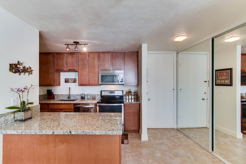 Virtual tour photo 8 of 27 for 3050 Rue Dorleans 