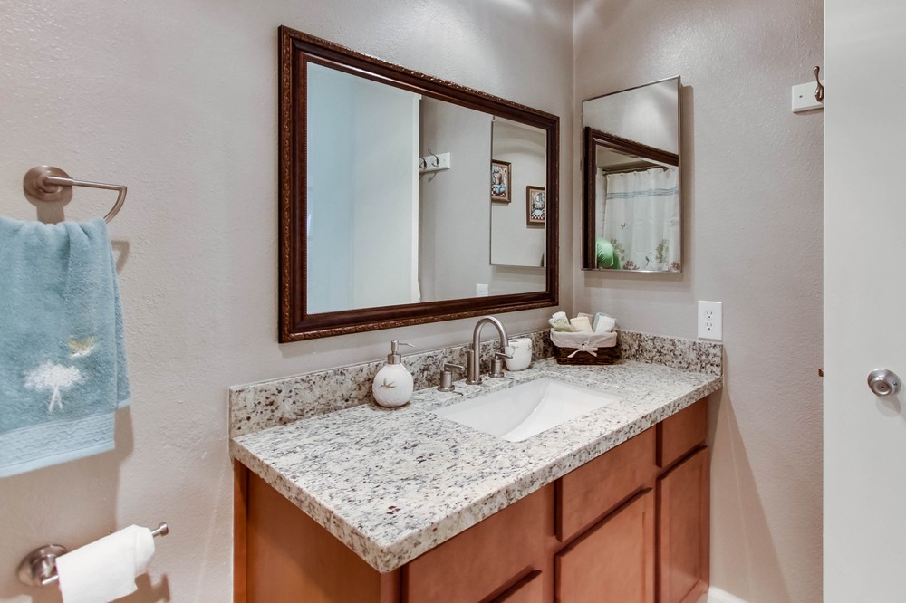Virtual tour photo 14 of 27 for 3050 Rue Dorleans 
