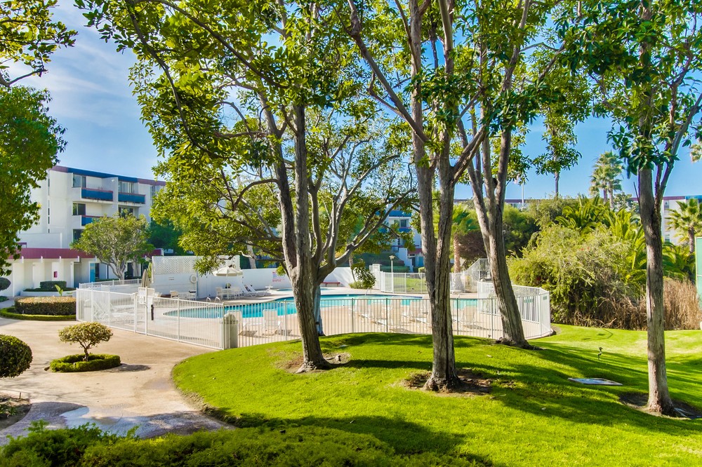 Virtual tour photo 23 of 27 for 3050 Rue Dorleans 