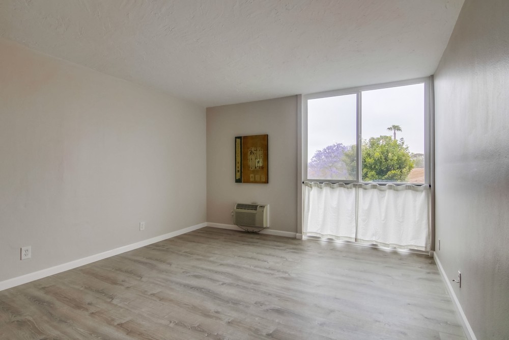 Virtual tour photo 8 of 27 for 3050 Rue Dorleans D