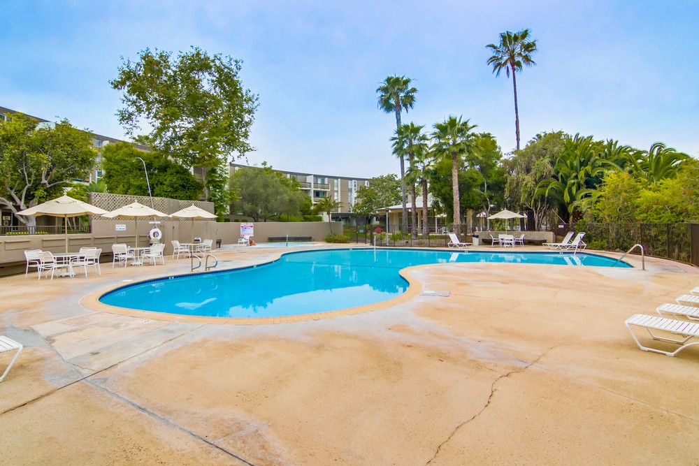 Virtual tour photo 26 of 27 for 3050 Rue Dorleans D