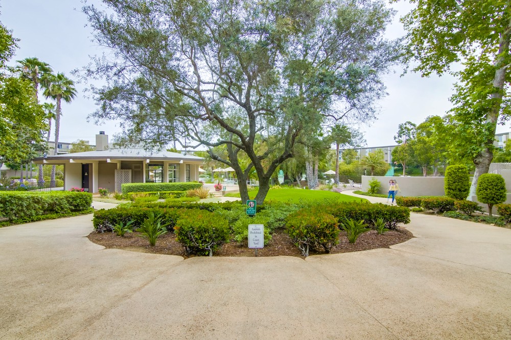 Virtual tour photo 28 of 27 for 3050 Rue Dorleans D