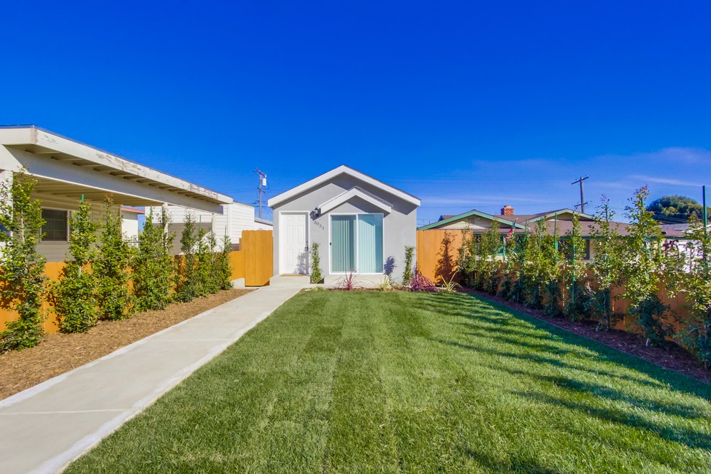Virtual tour photo 5 of 29 for 3051 Chamoune Ave