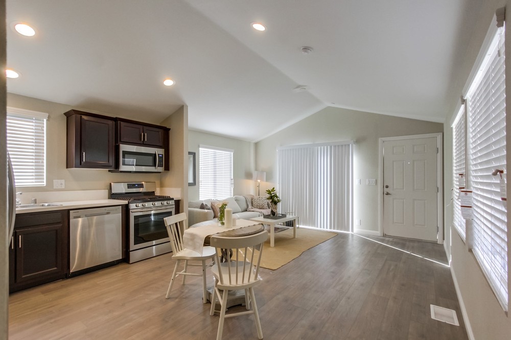 Virtual tour photo 14 of 29 for 3051 Chamoune Ave
