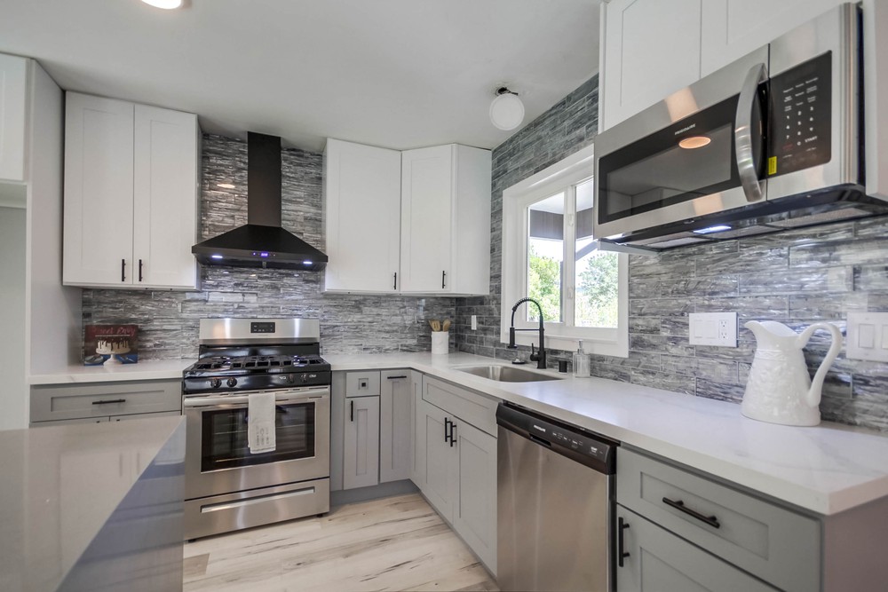 Virtual tour photo 14 of 49 for 3052 Kobe Dr