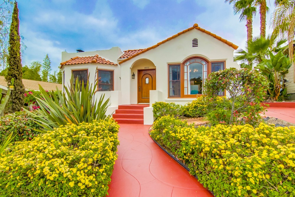 Virtual tour photo 1 of 61 for 3055 Palm St