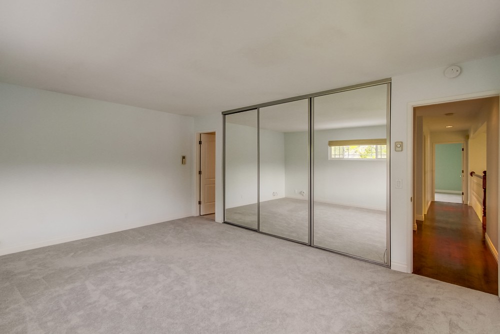 Virtual tour photo 23 of 40 for 3056 Erie St