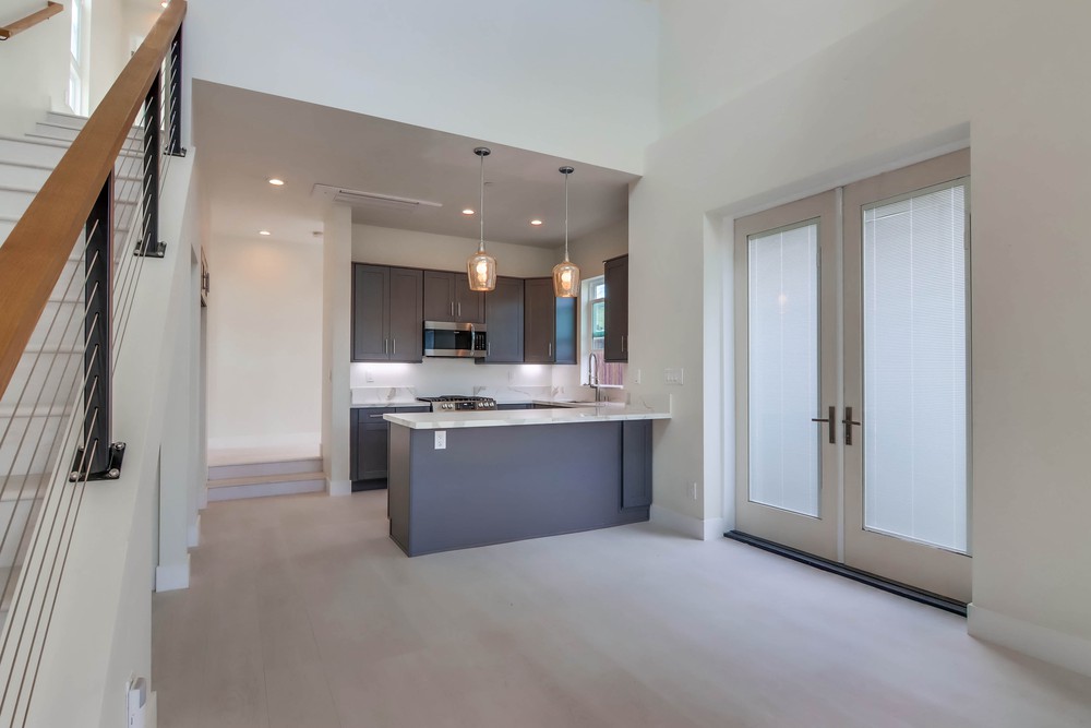 Virtual tour photo 16 of 71 for 3059 Martin Ave
