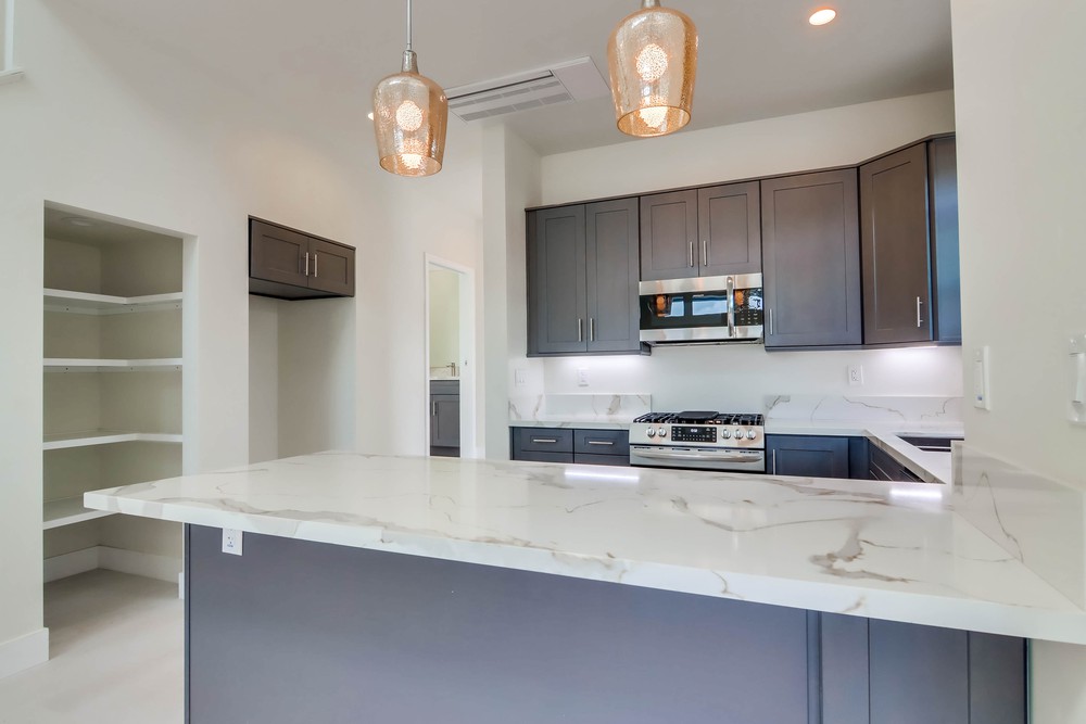 Virtual tour photo 20 of 71 for 3059 Martin Ave