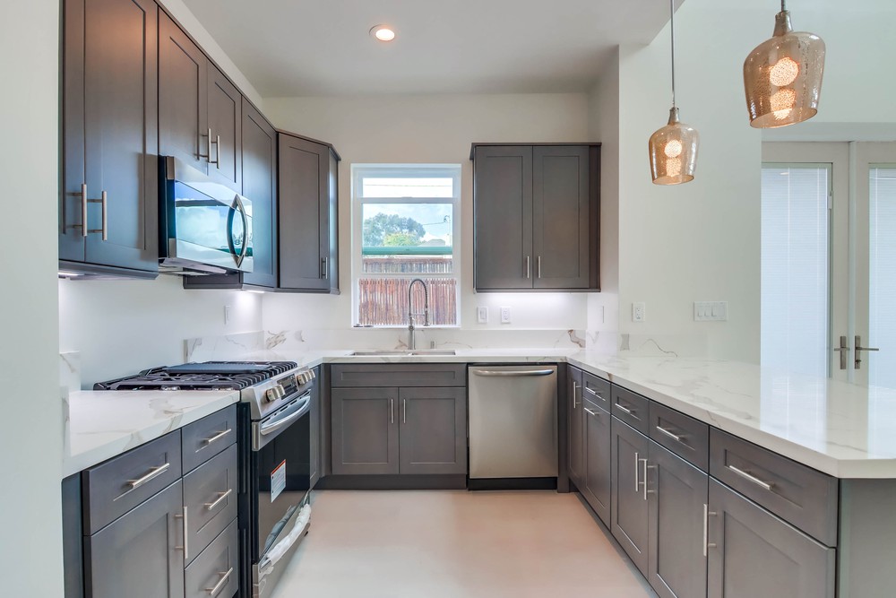 Virtual tour photo 21 of 71 for 3059 Martin Ave
