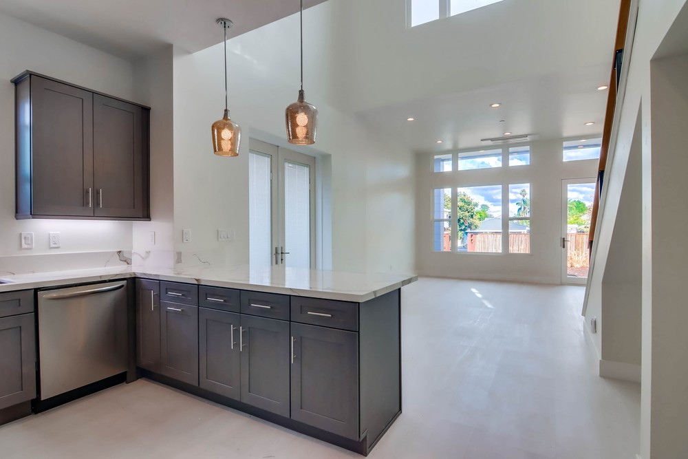 Virtual tour photo 25 of 71 for 3059 Martin Ave