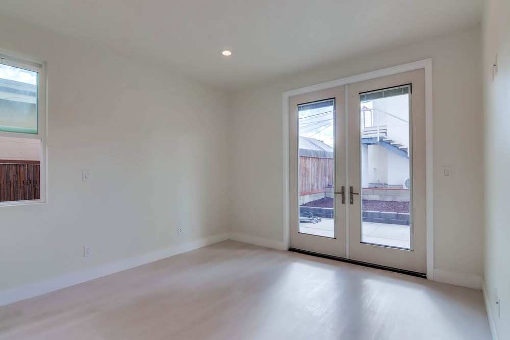 Virtual tour photo 30 of 71 for 3059 Martin Ave