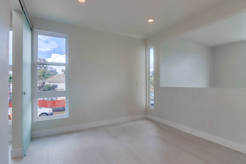 Virtual tour photo 38 of 71 for 3059 Martin Ave