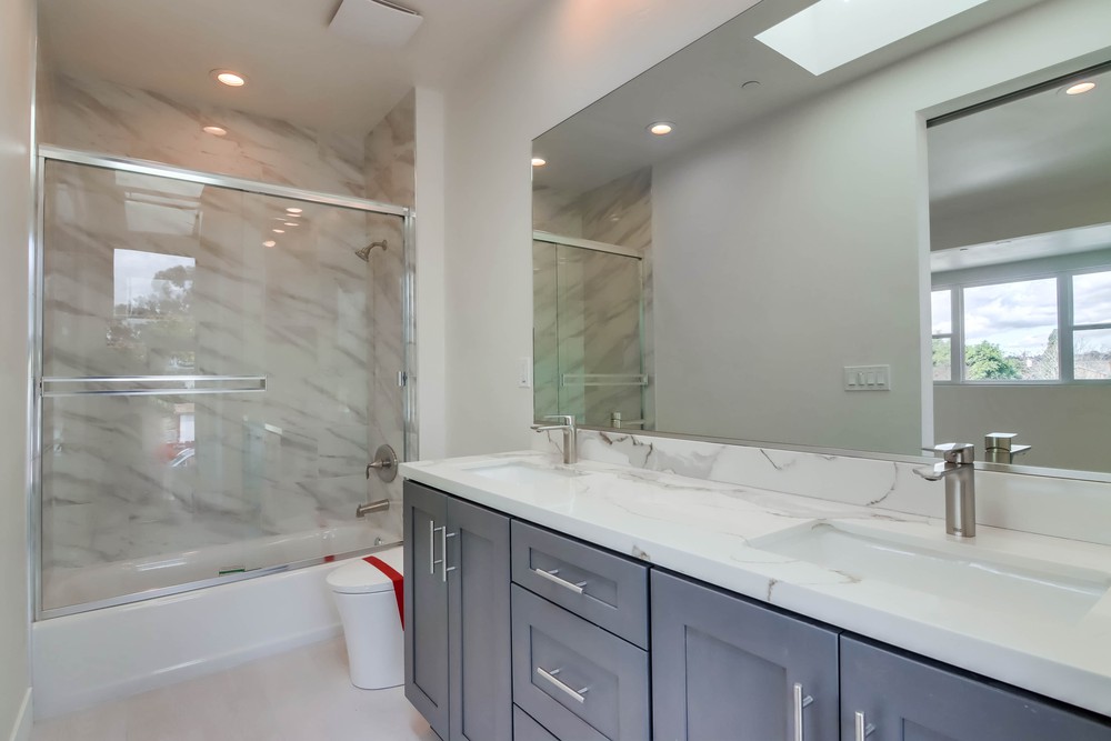 Virtual tour photo 42 of 71 for 3059 Martin Ave