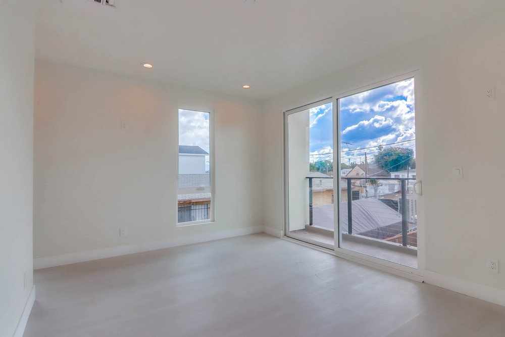 Virtual tour photo 47 of 71 for 3059 Martin Ave