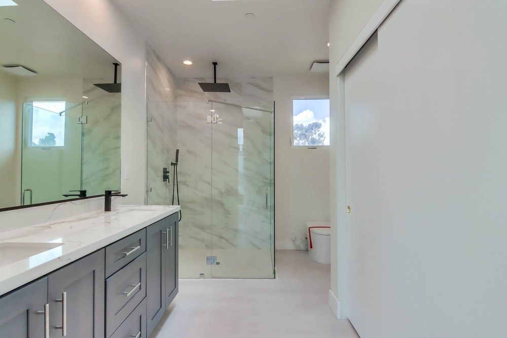 Virtual tour photo 50 of 71 for 3059 Martin Ave