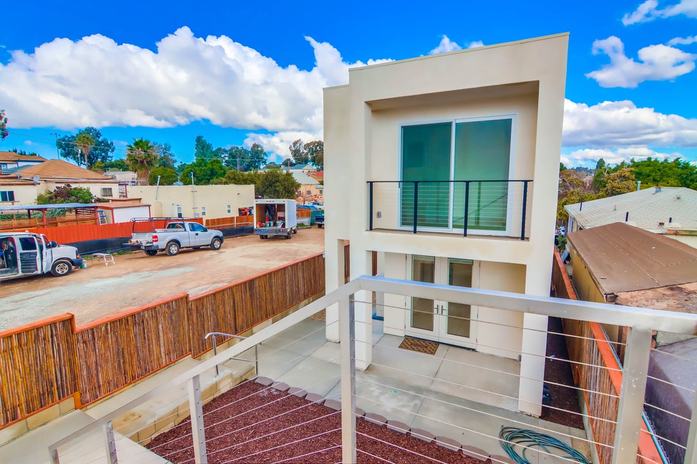 Virtual tour photo 56 of 71 for 3059 Martin Ave