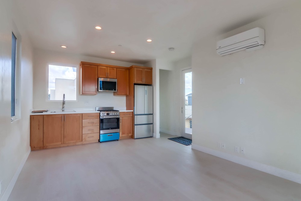 Virtual tour photo 59 of 71 for 3059 Martin Ave