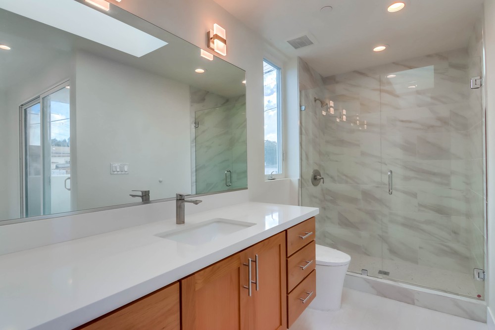 Virtual tour photo 63 of 71 for 3059 Martin Ave