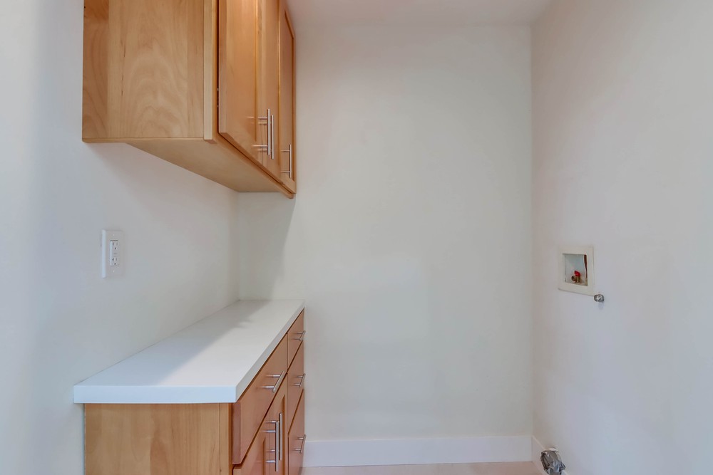 Virtual tour photo 65 of 71 for 3059 Martin Ave