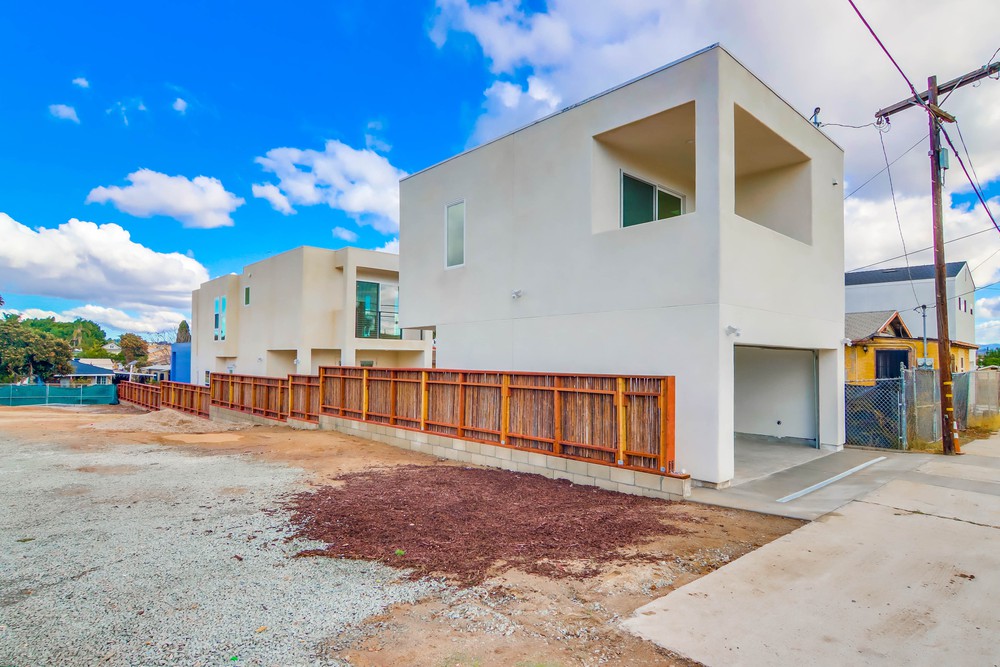 Virtual tour photo 71 of 71 for 3059 Martin Ave