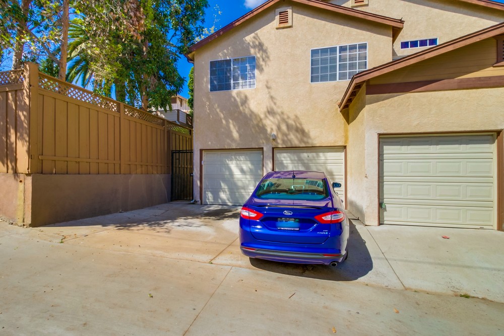 Virtual tour photo 3 of 46 for 3065 A St #1