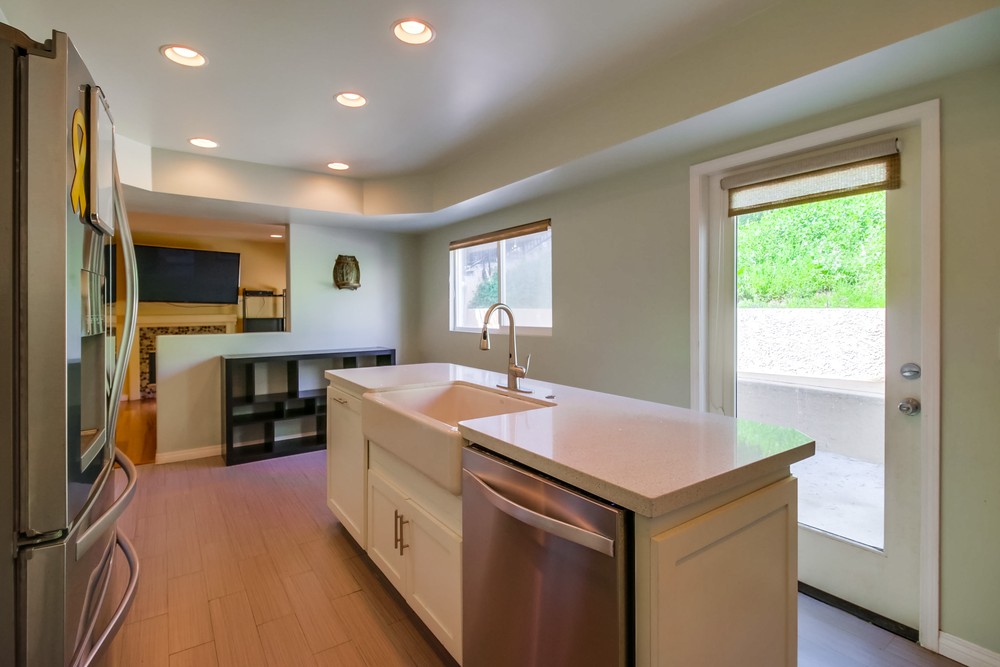 Virtual tour photo 15 of 46 for 3065 A St #1