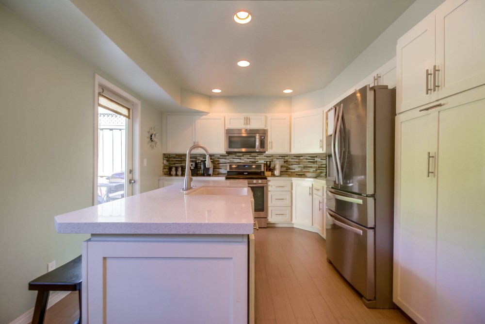 Virtual tour photo 16 of 46 for 3065 A St #1