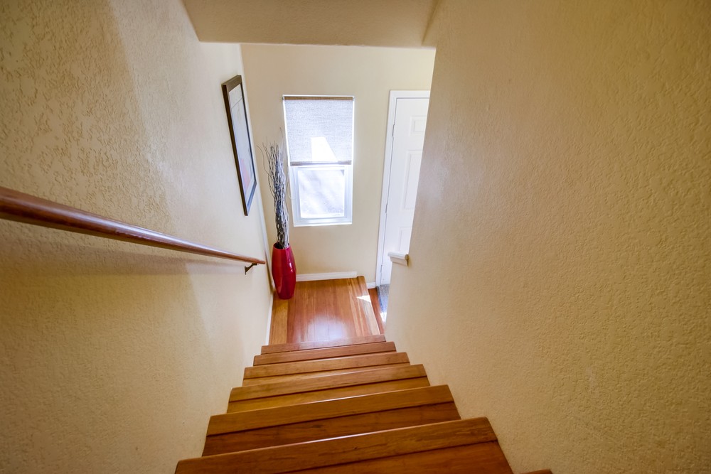 Virtual tour photo 19 of 46 for 3065 A St #1