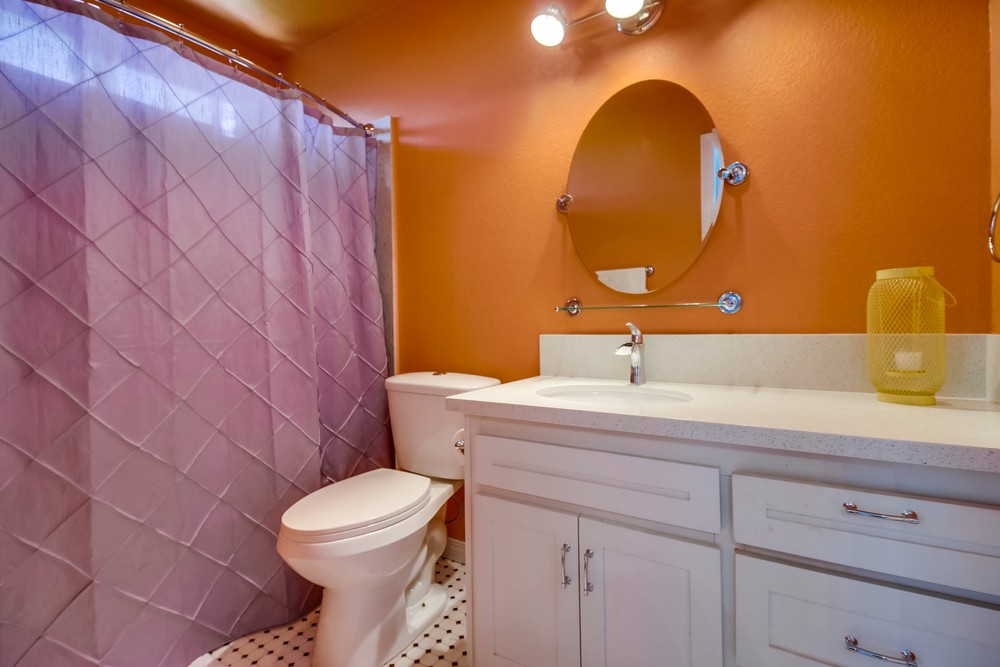 Virtual tour photo 25 of 46 for 3065 A St #1