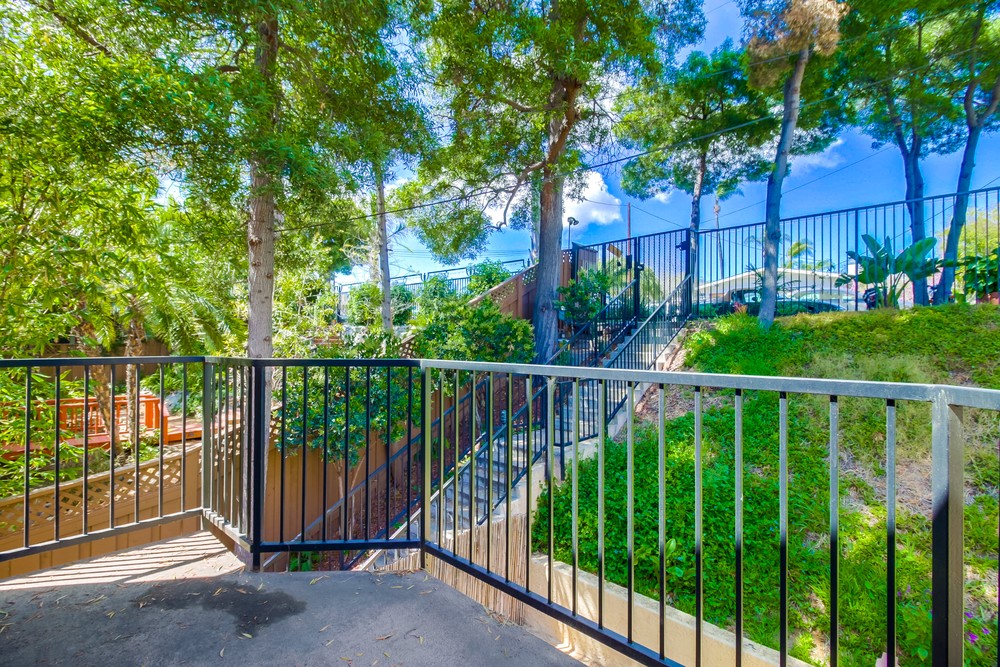 Virtual tour photo 26 of 46 for 3065 A St #1