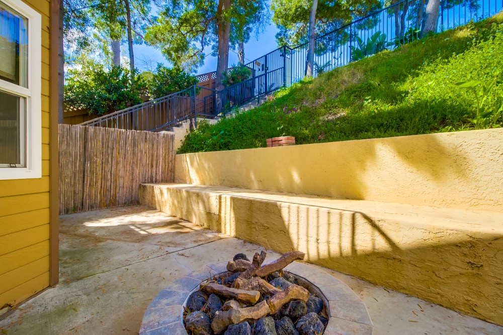 Virtual tour photo 41 of 46 for 3065 A St #1