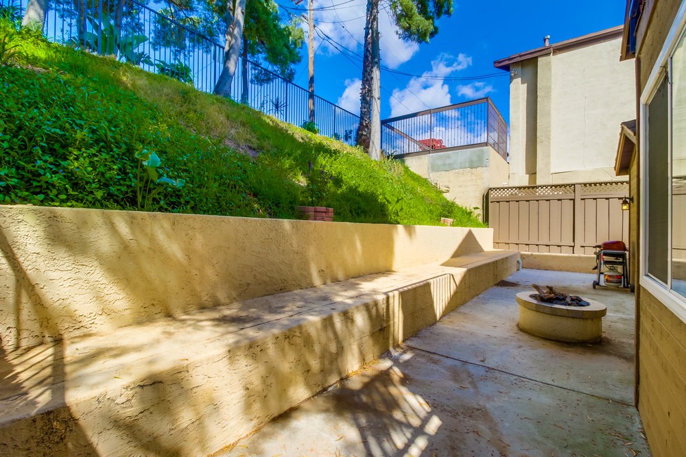 Virtual tour photo 42 of 46 for 3065 A St #1
