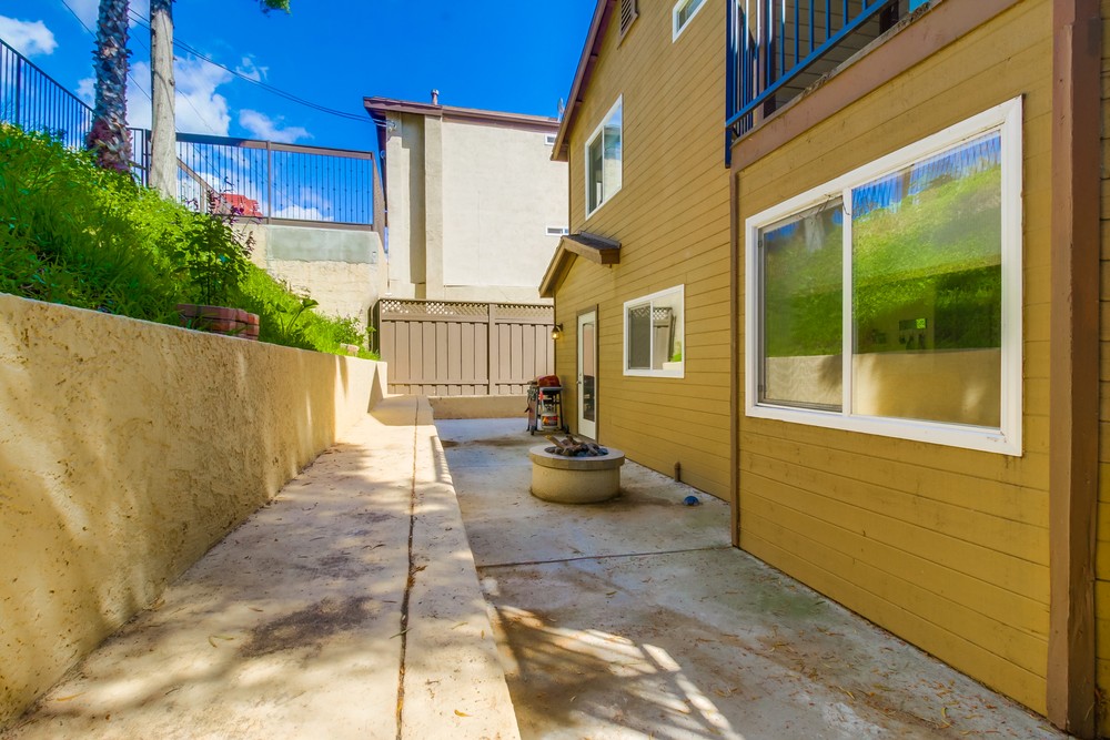 Virtual tour photo 43 of 46 for 3065 A St #1