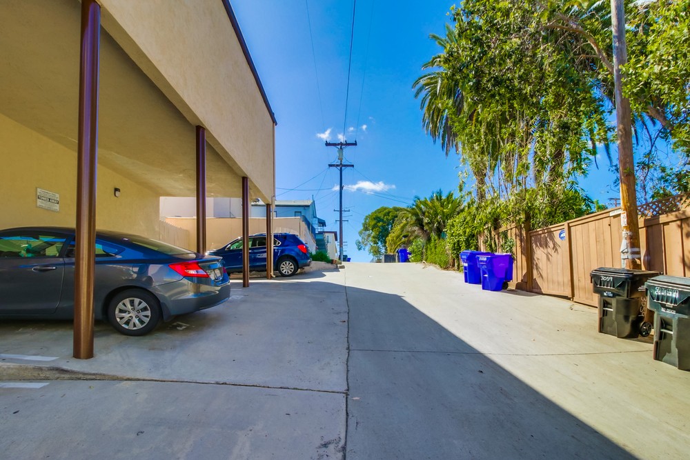Virtual tour photo 46 of 46 for 3065 A St #1