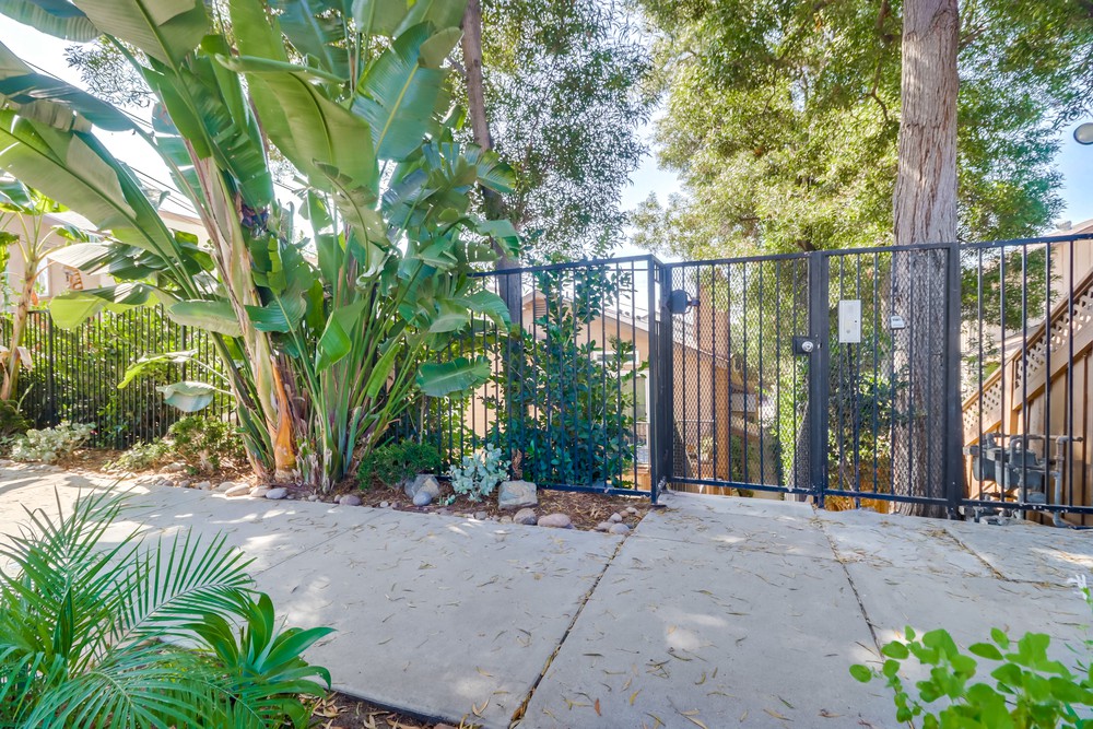 Virtual tour photo 1 of 38 for 3065 A St APT 4