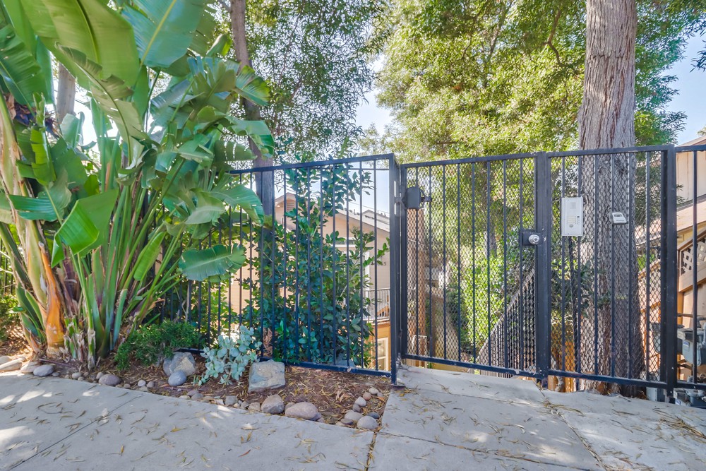 Virtual tour photo 4 of 38 for 3065 A St APT 4