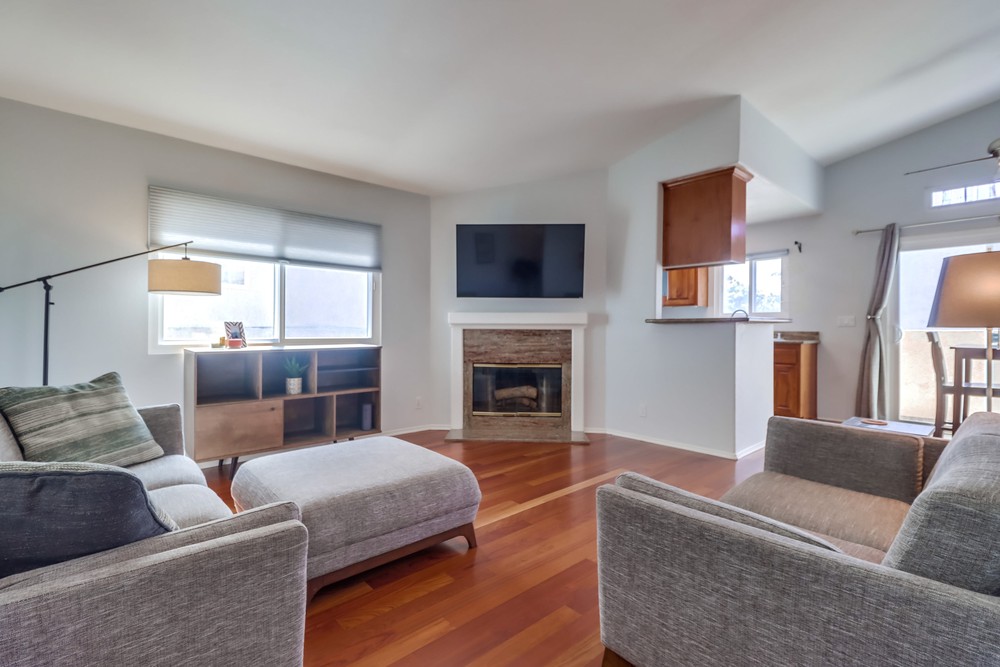 Virtual tour photo 8 of 38 for 3065 A St APT 4