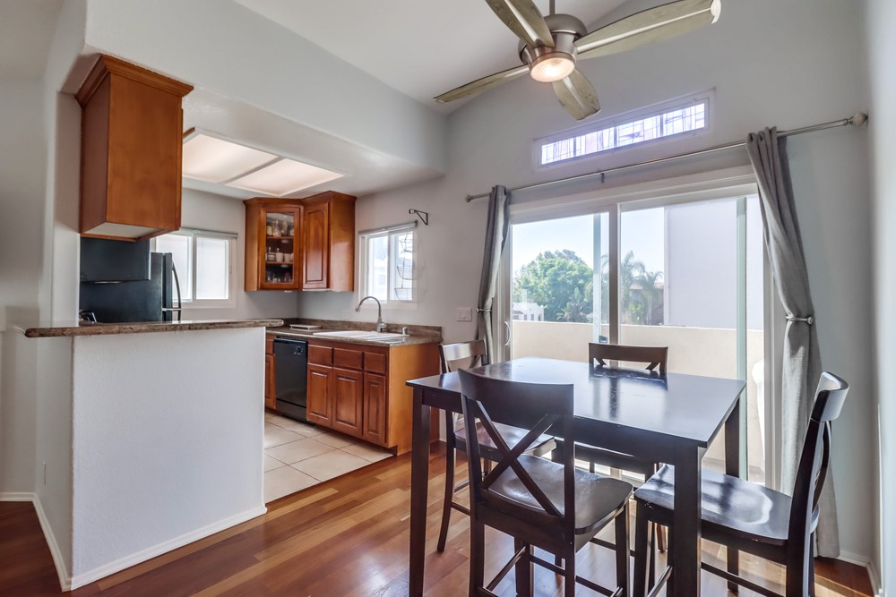 Virtual tour photo 12 of 38 for 3065 A St APT 4