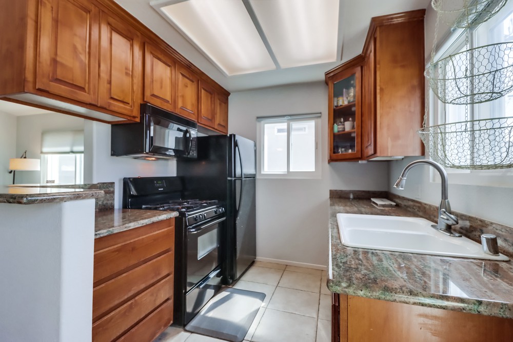 Virtual tour photo 15 of 38 for 3065 A St APT 4