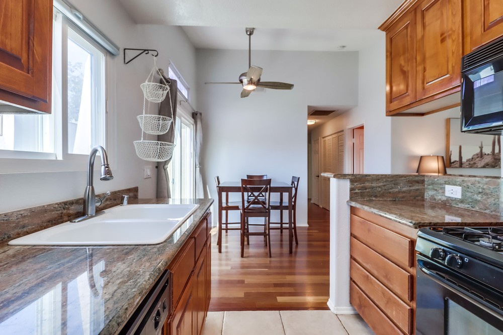 Virtual tour photo 17 of 38 for 3065 A St APT 4