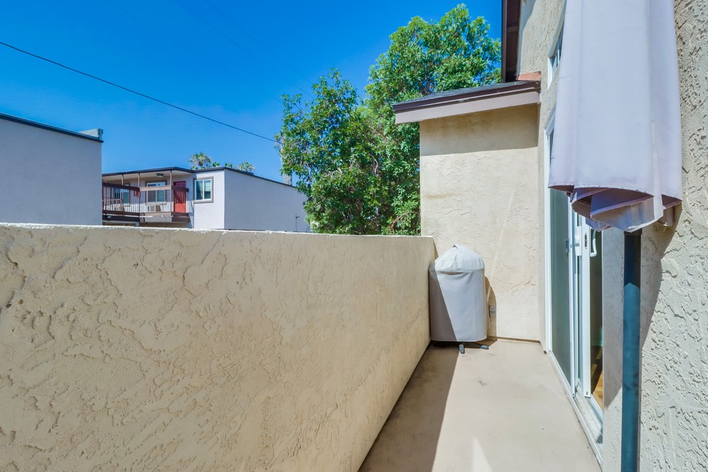 Virtual tour photo 35 of 38 for 3065 A St APT 4