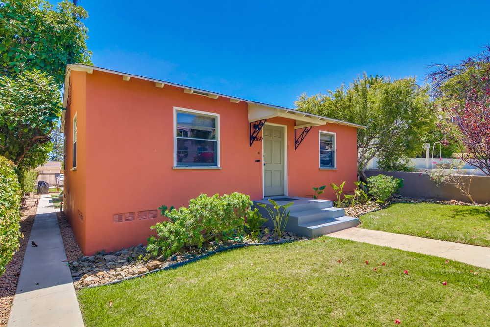 Virtual tour photo 7 of 73 for 3065 B St #69