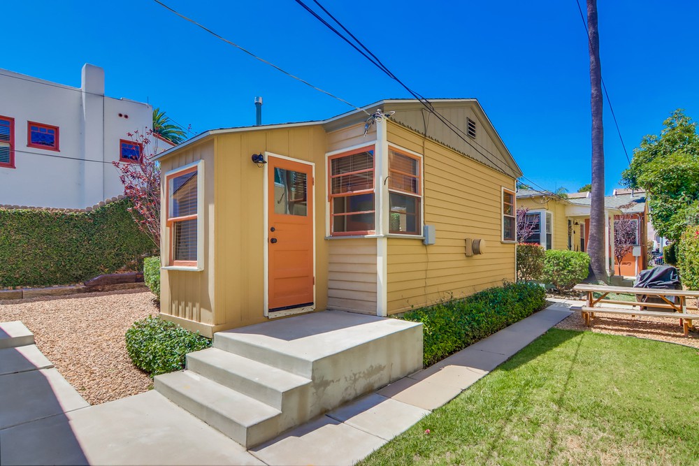 Virtual tour photo 54 of 73 for 3065 B St #69